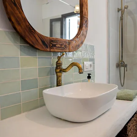 Σπίτι διακοπών En Con Piscina Privada En El Bosque