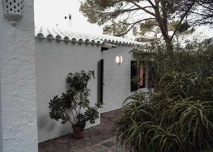 بيت للعطل En Con Piscina Privada En El Bosque